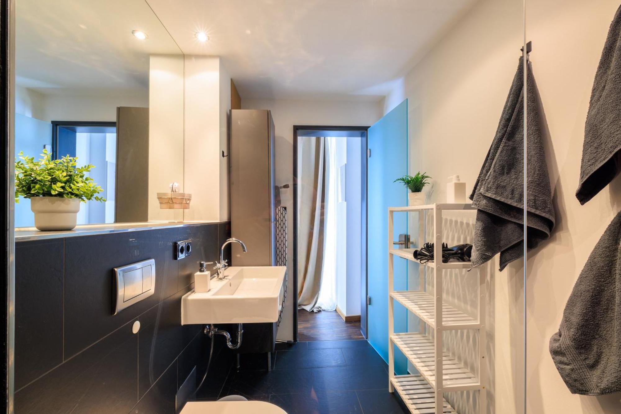 Global Living - Design Apartment I Rathausplatz I Kitchen I Augsburgo Exterior foto